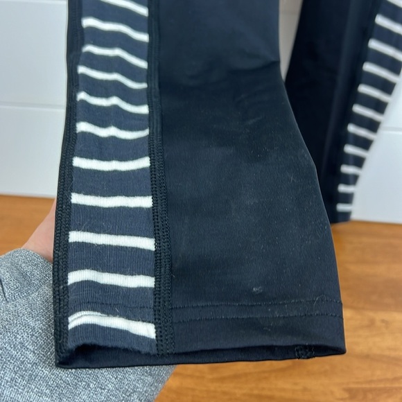Kari traa leggings size M black and white stripes *sample* - Picture 2 of 8